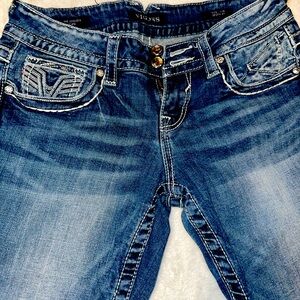 Vigoss blue jean capris size 5/6